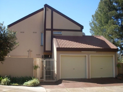 Duplex For Sale in Potchefstroom Central, North West
