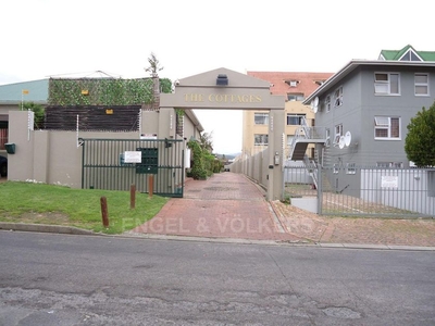 Duplex For Sale in Stellenbosch Central, Western Cape