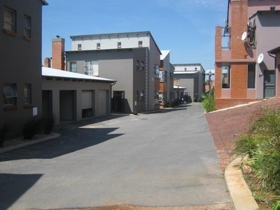 Flat-Apartment For Sale in Dassie Rand, North West