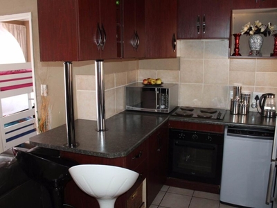 Flat-Apartment For Sale in Karenpark, Gauteng