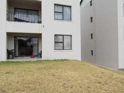 Flat-Apartment To Rent in Carlswald, Gauteng