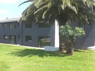 Flat-Apartment To Rent in Glenvista, Gauteng