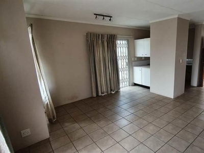 Flat-Apartment To Rent in Houghton Estate, Gauteng