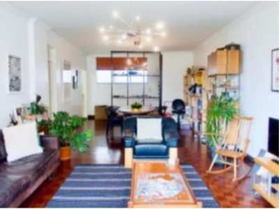Flat-Apartment To Rent in Killarney, Gauteng