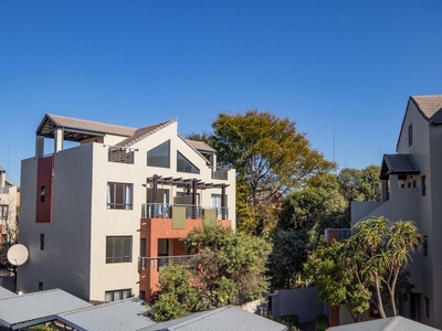 Flat-Apartment To Rent in Lonehill, Gauteng