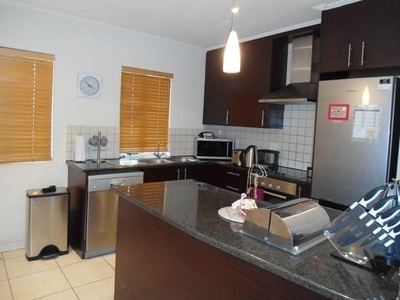 Flat-Apartment To Rent in Morningside, Gauteng