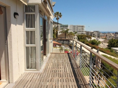 Flat-Apartment To Rent in Sea Point, Western Cape