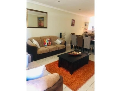 Game Lodge To Rent in Ferndale, Gauteng