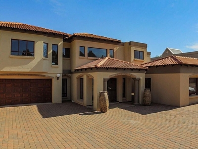 House For Sale in Centurion Golf Estate, Gauteng