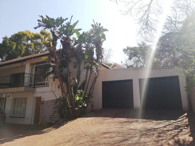 House For Sale in Die Wilgers, Gauteng