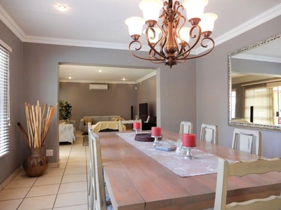 House For Sale in Eldoraigne, Gauteng