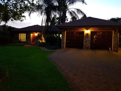 House For Sale in Kannoniers Park, North West