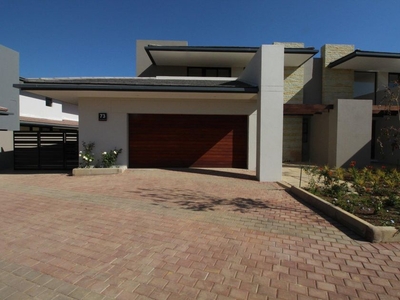 House For Sale in Lombardy Estate, Gauteng