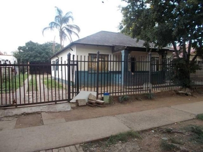 House For Sale in Pretoria West, Gauteng