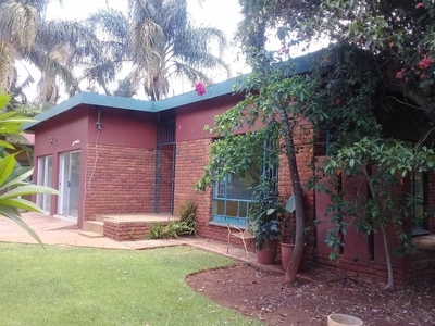 House For Sale in The Orchards, Gauteng