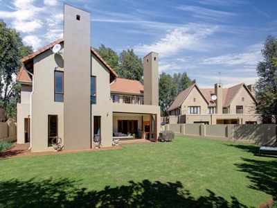 House For Sale in Zwartkop Golf Estate, Gauteng