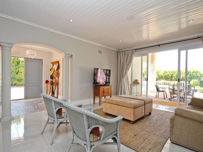 House To Rent in Constantia, Western Cape