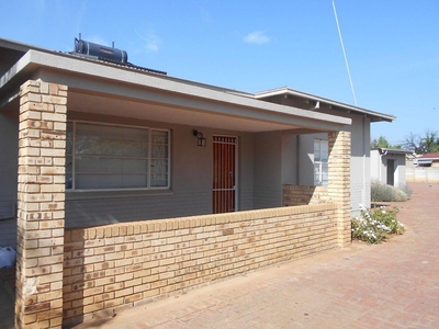 House To Rent in Potchefstroom Central, North West