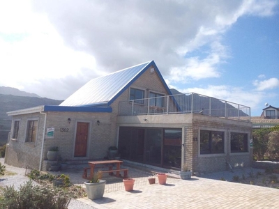 House To Rent in Pringle Bay, Western Cape