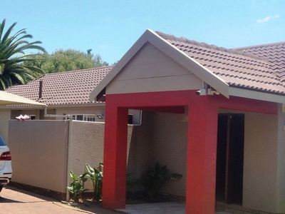 House To Rent in Wierda Park, Gauteng