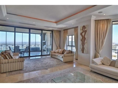 Penthouse To Rent in Sandton Central, Gauteng