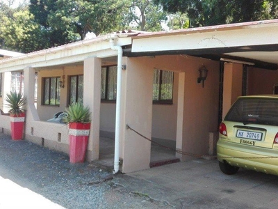 Townhouse For Sale in Mtwalume