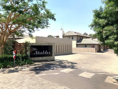 Townhouse To Rent in Candlewoods Country Estate, Gauteng