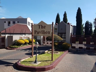 Townhouse To Rent in Edenvale Central, Gauteng