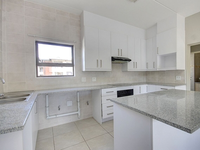 2 Bedroom Apartment To Let in Victory Park