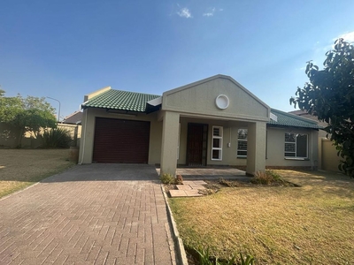 2 Bedroom Townhouse For Sale in Secunda