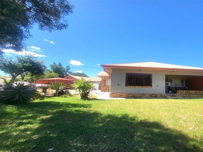 3 Bed House in Graafwater