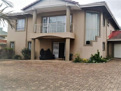 3 Bedroom townhouse - sectional for sale in Mount Edgecombe North