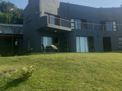 8 Bedroom house for sale in Ballito Central