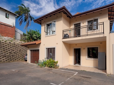3 Bedroom Apartment For Sale in Pinelands
