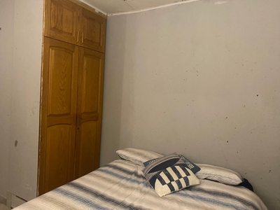 Bachelor for rent in Dalpark extension 6