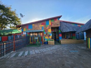 280m² Business For Sale in Bo-dorp