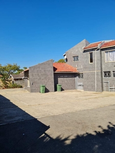 2 Bedroom Cottage to rent in Country View | ALLSAproperty.co.za