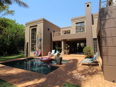 3 Bedroom Freestanding To Let in Silver Lakes Golf Estate
