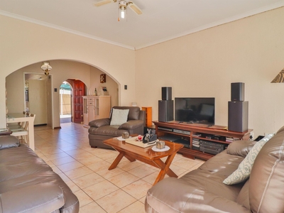 3 bedroom apartment for sale in Randhart