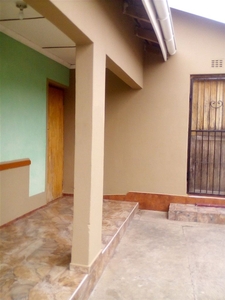 3 Bedroom House Rented in Amalinda