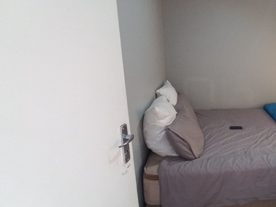 2 bedroom apartment to rent in Comet
