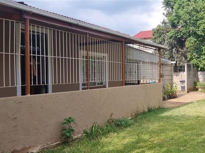 2 Bedroom duet to rent in Gezina, Pretoria