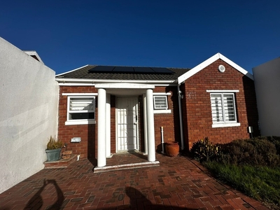 2 Bedroom Townhouse For Sale In Pinelands