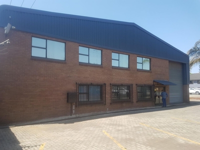 850m² Warehouse For Sale in Jet Park