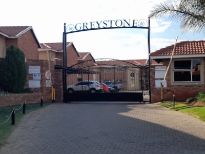 2 Bedroom Townhouse For Sale In Edleen Ext 5