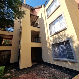 3 Bedroom Apartment To Let in Clubview
