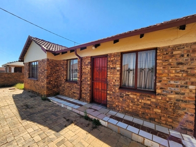 3 Bedroom House For Sale in Mamelodi East