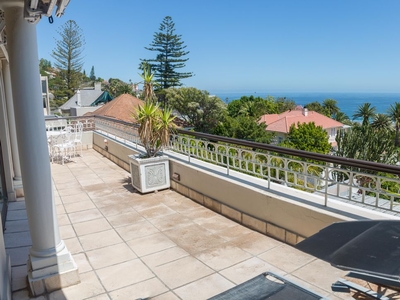 3 Bedroom Townhouse To Let in Fresnaye