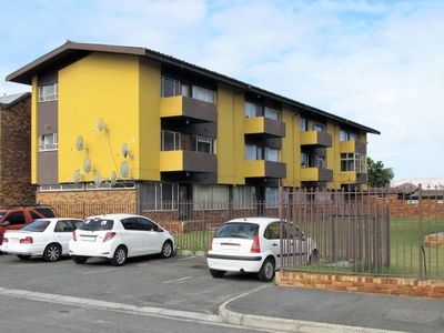 2 Bedroom Sectional Title Sold in Parow Valley