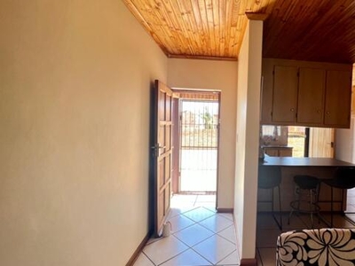 Townhouse For Sale In Minerva Gardens, Kimberley